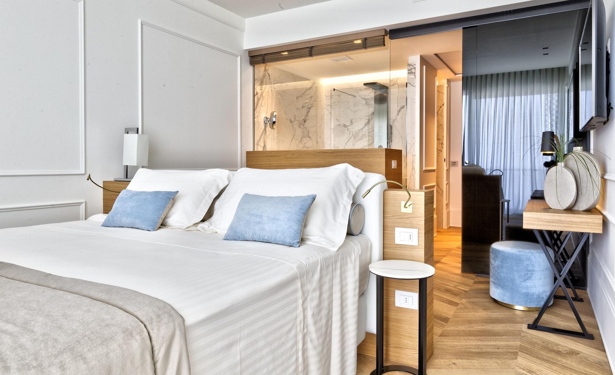 Hotel Abner'S Риччоне Экстерьер фото